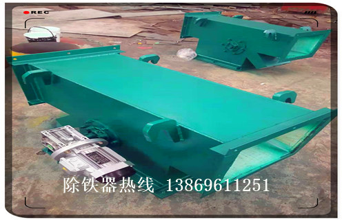 管道除鐵器，輸送帶管道除鐵器全磁滾筒強磁輥軸_內部構造結構圖_輸送帶管道除鐵器全磁滾筒強磁輥軸工作原理_安裝示意圖  