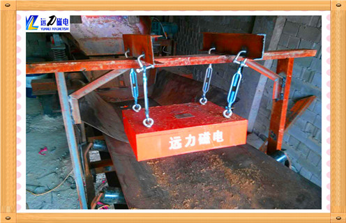 永磁懸掛式除鐵器，青海永磁懸掛式除鐵器_內(nèi)部磁塊安裝方法_青海永磁懸掛式除鐵器型號價(jià)格