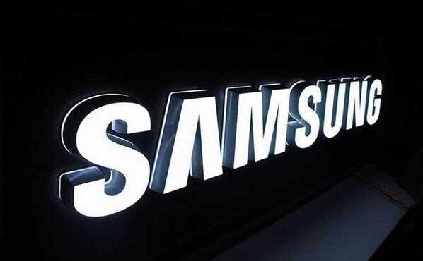 亞克力發(fā)光字