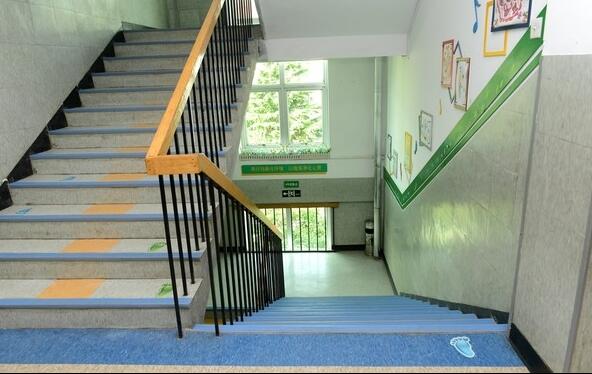 創意學校樓道文化墻制作效果圖