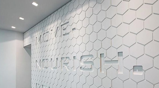 金屬板前臺形象墻設計2